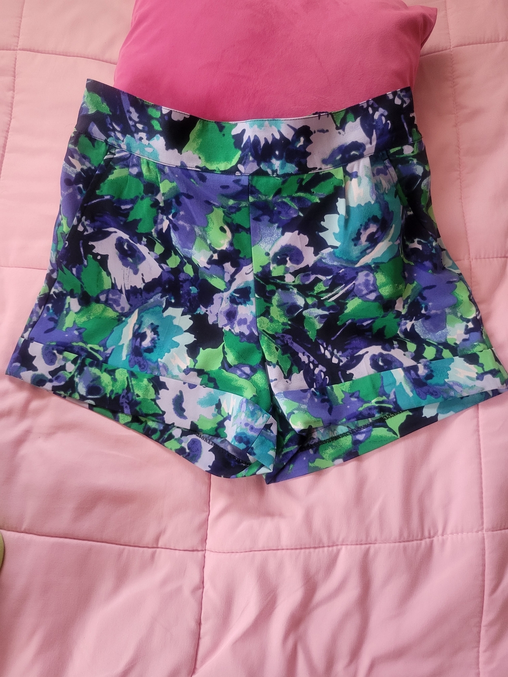 New York & Company Green & Blue Floral High-Waist Women's Shorts. EUC